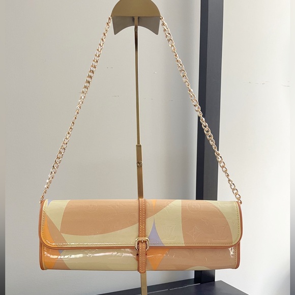 Authentic Louis Vuitton Monogram Vernis Fleurs Pochette (Rare color palette!) - Picture 2 of 13